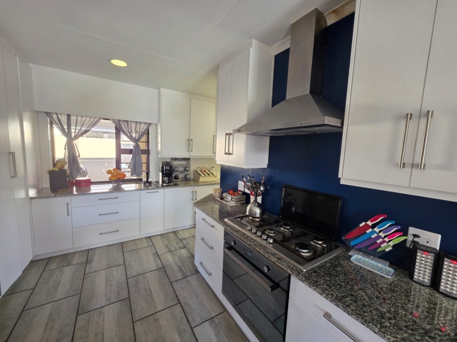 To Let 3 Bedroom Property for Rent in La Provance Free State
